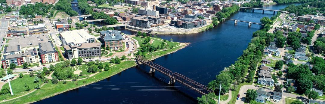 Drone footage of the Chippewa River on a clear day.