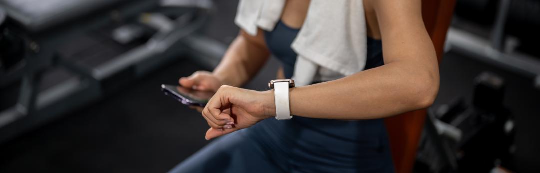 girl exercising gifts for the fitness fanatic