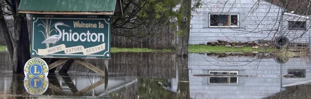 shiocton flooding - cellcom donates to help efforts in ne Wisconsin