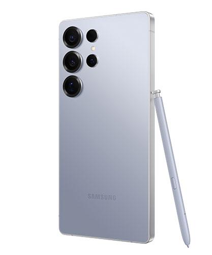 The Galaxy S25 Ultra viewed from back at an angle with the S Pen.