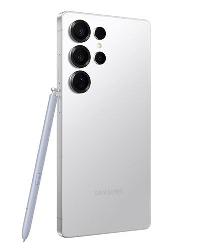 The Galaxy S25 Ultra viewed from back at an angle with the S Pen.